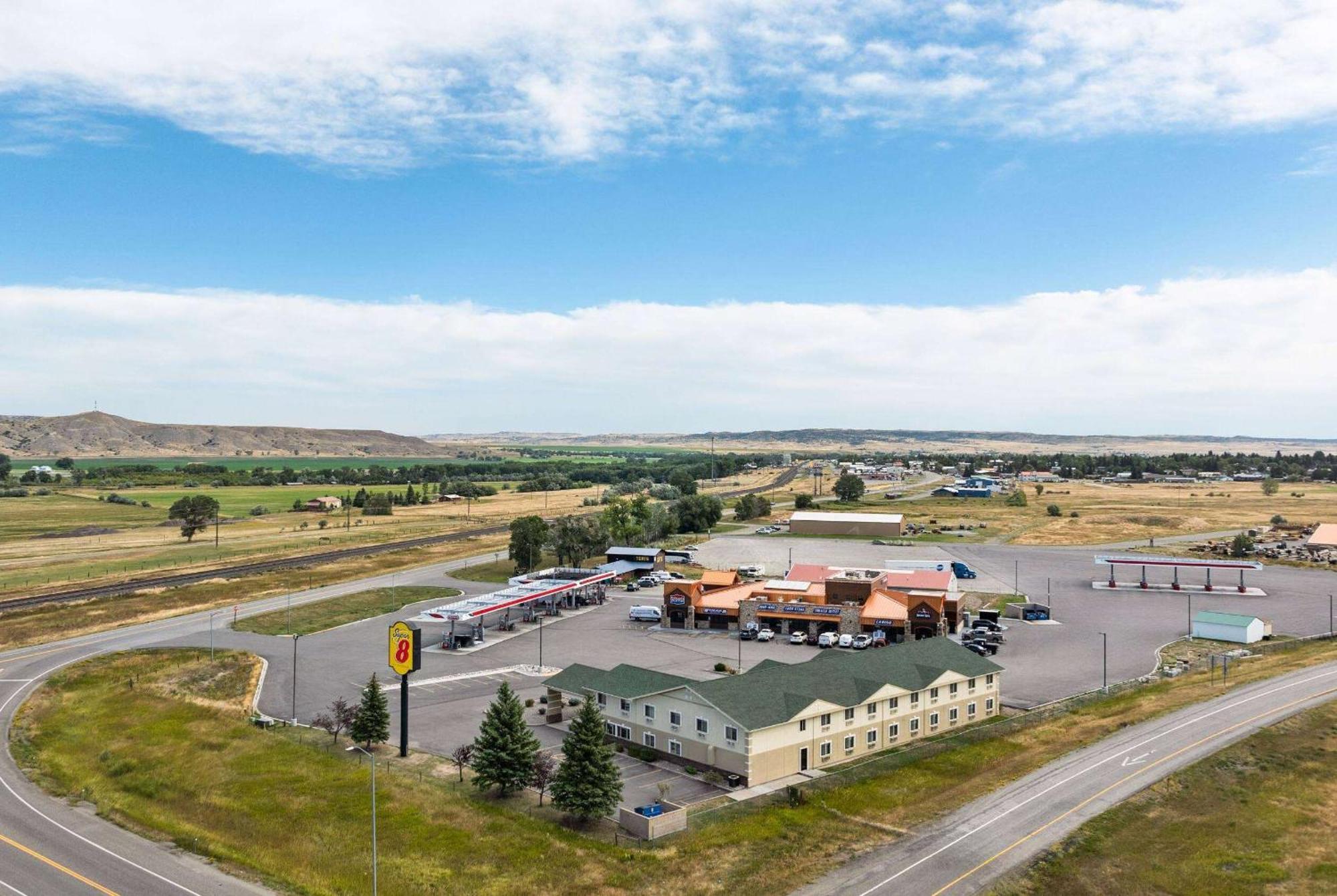 Super 8 By Wyndham Big Timber Motel Kültér fotó